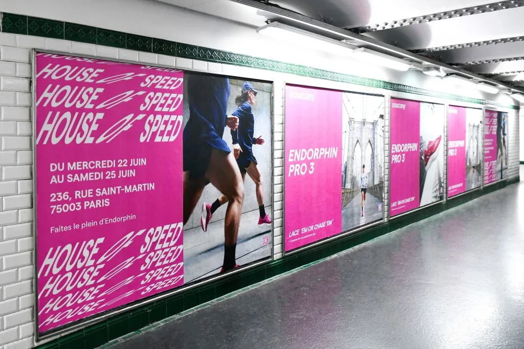 Saucony Endorphin Pro 3 Paris Metro