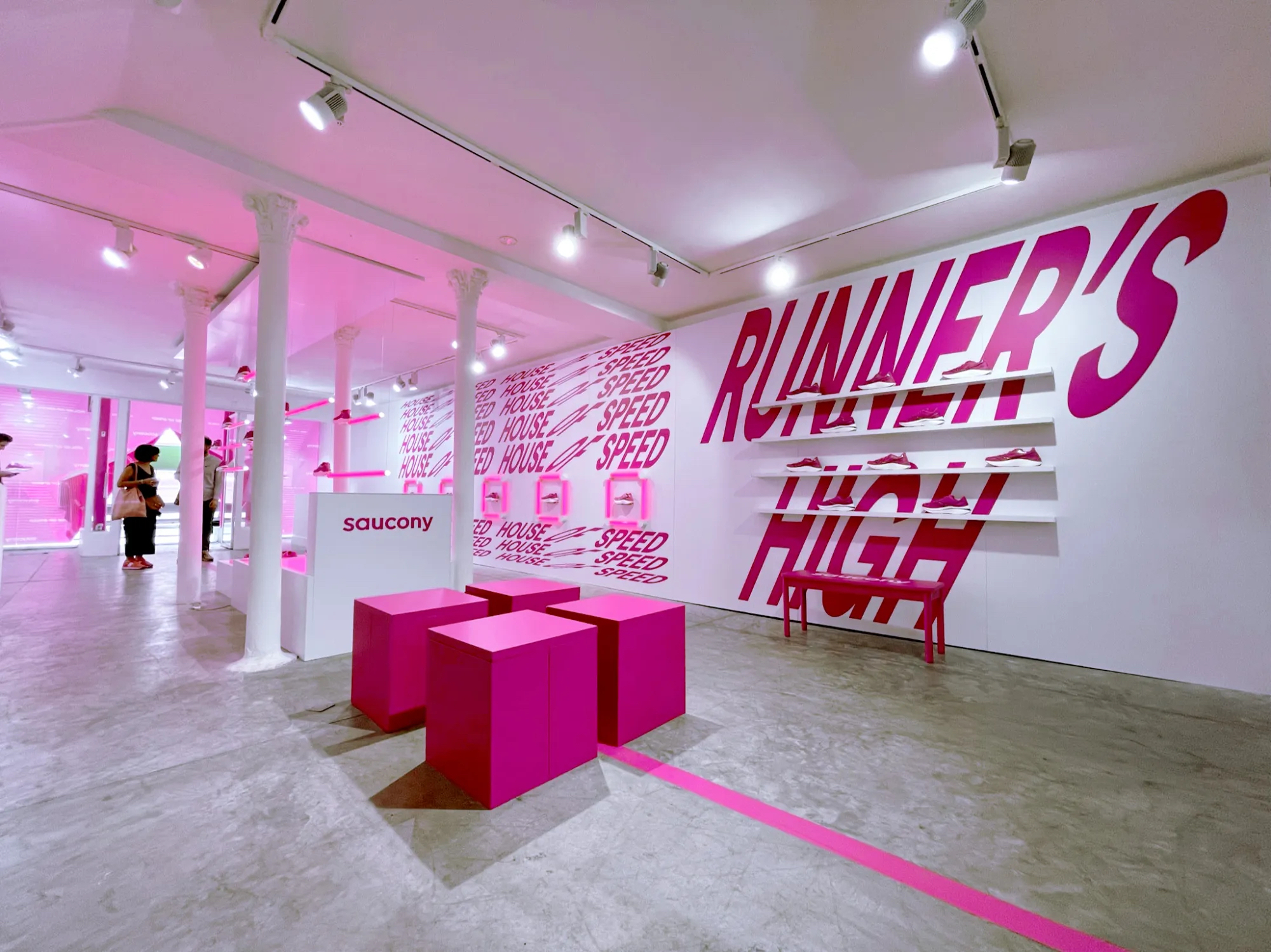 Saucony House Of Speed Main Level 1